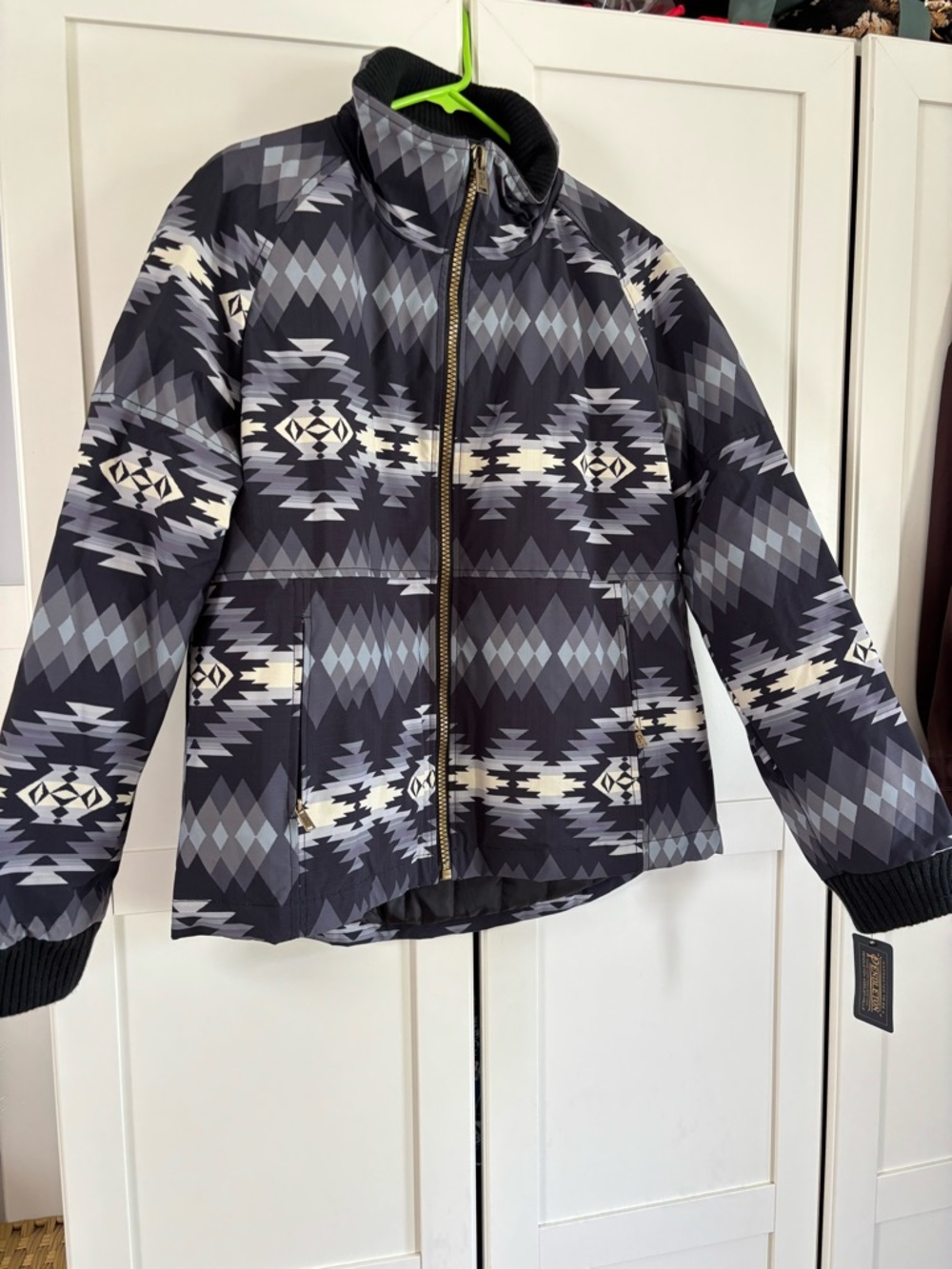 Pendleton Geometric Aztec Print Puffer Jacket - Black Gray Cream